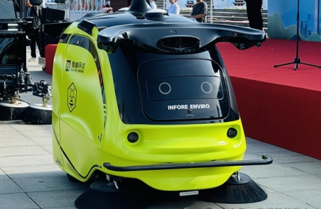 泰坦智能 | 無線充電賦能無人環(huán)衛(wèi):智慧城市的靜默革命